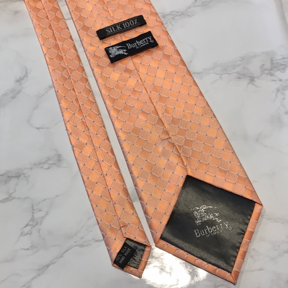 BURBERRY Tie Handmade 100% Silk - Picture 4 of 6
